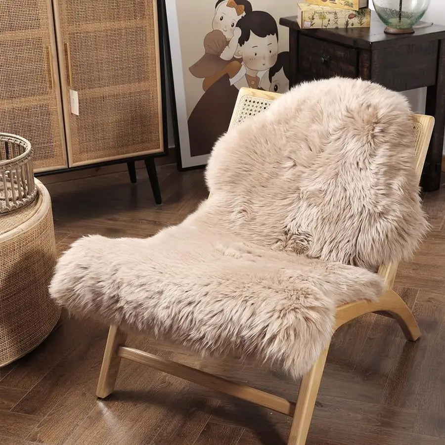 Genuine Sheepskin Wool Area Rug Lambskin Throw for Living Room