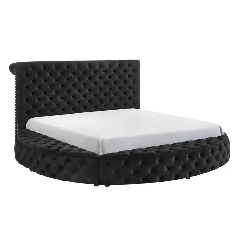 Luxurious Tufted Headboard Bed With Storage Footboard